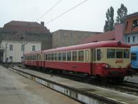 Imagine atasata: DSCN8310-Arad-ex-SNCF-XBD4518-now-Regiotrans-12-10-2007-aphv (Custom).jpg
